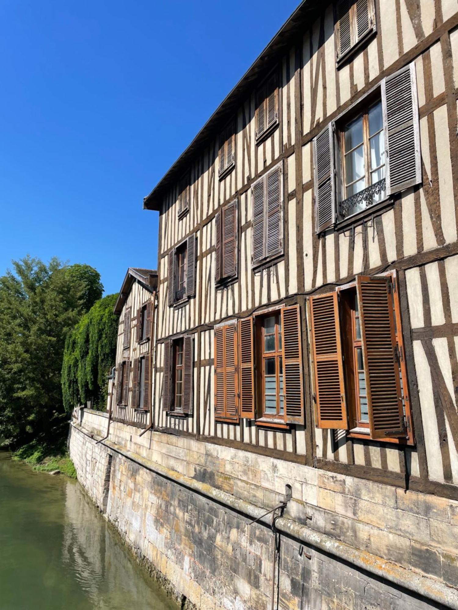 A1 Champagne Loft - 105 M2 6 Personnes - Place De La Republique - Chalons En Champagne Exterior photo